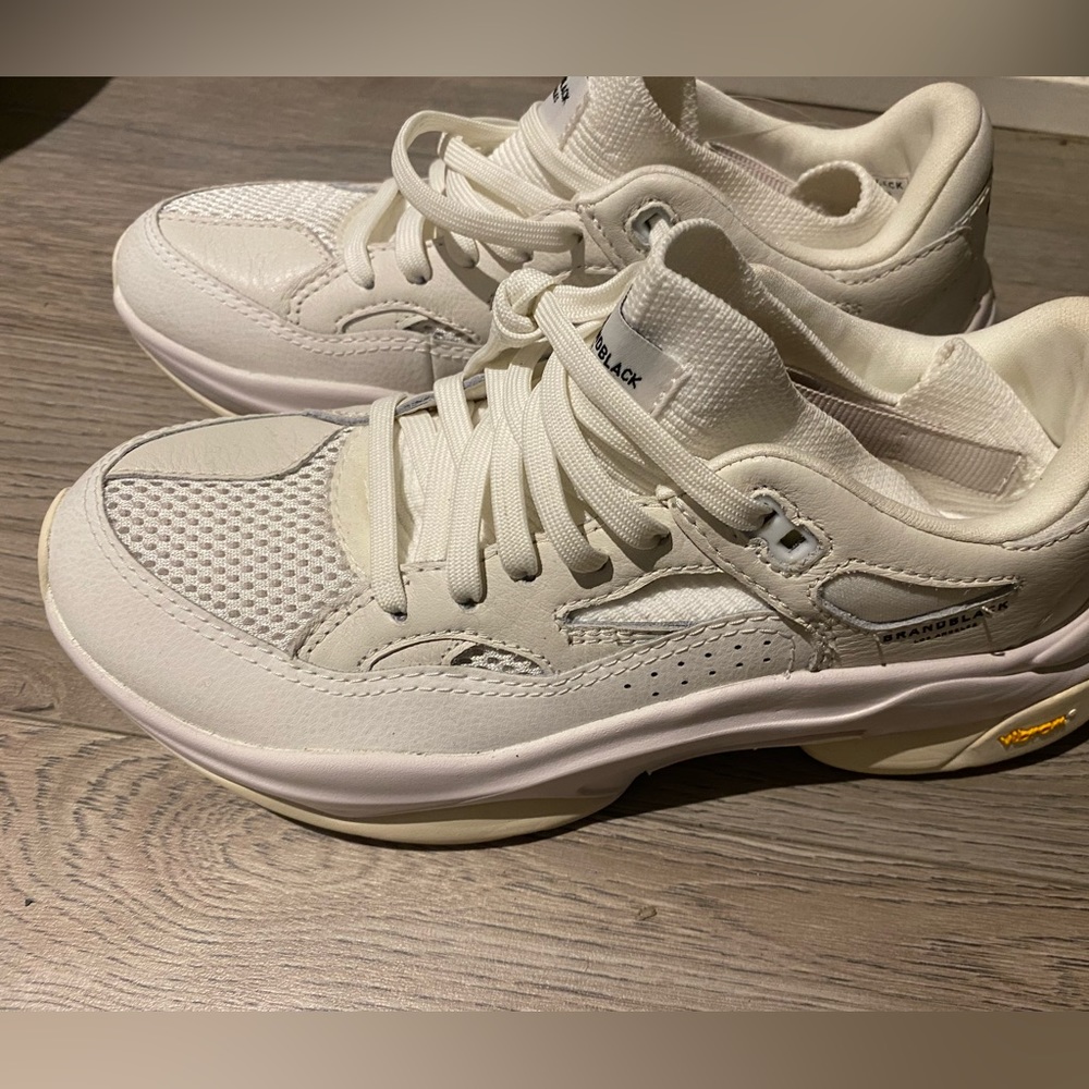 BRANDBLACK Women’s Saga 130 OG-White Size 7